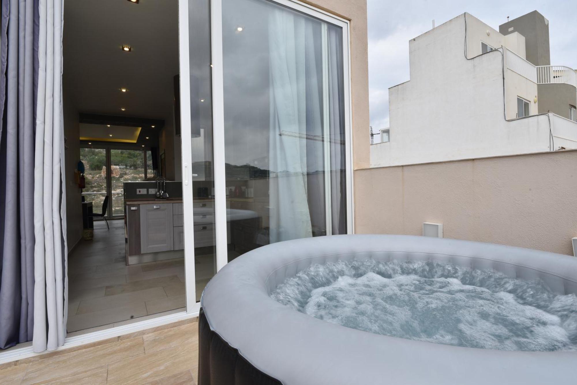 Hillview Duplex Penthouse St. Paul's Bay Exterior foto
